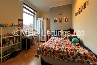 Thumbnail photo of 5 Bedroom Mid Terraced House in 3 Lucas Street, Leeds, LS6 2JD