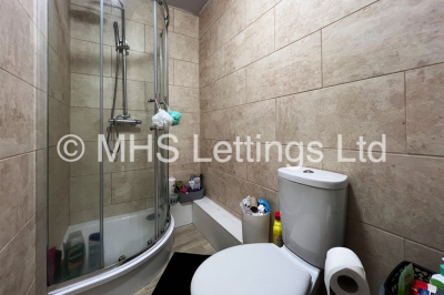 Thumbnail photo of 5 Bedroom Mid Terraced House in 3 Lucas Street, Leeds, LS6 2JD