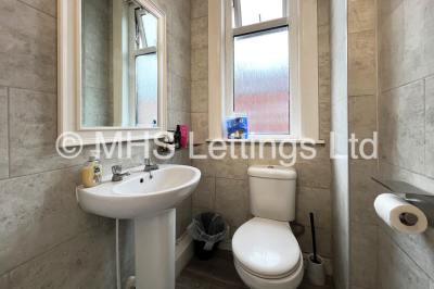 Thumbnail photo of 5 Bedroom Mid Terraced House in 3 Lucas Street, Leeds, LS6 2JD