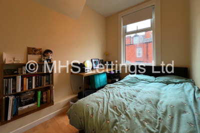 Thumbnail photo of 5 Bedroom Mid Terraced House in 3 Lucas Street, Leeds, LS6 2JD