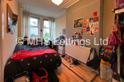 Thumbnail photo of 5 Bedroom Mid Terraced House in 3 Lucas Street, Leeds, LS6 2JD