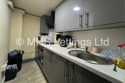 Thumbnail photo of 2 Bedroom Ground Floor Flat in Basement Flat, 12 Regent Park Avenue, Leeds, LS6 2AU