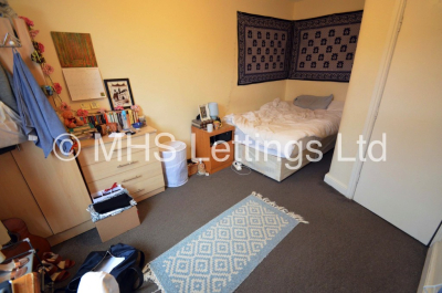 Thumbnail photo of 1 Bedroom Shared House in Double Room, 64 Manor Drive, Leeds, LS6 1DD