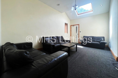 Thumbnail photo of 1 Bedroom Shared House in Room 1, 144 Woodsley Road, Leeds, LS2 9LZ