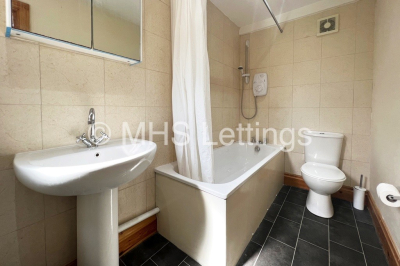 Thumbnail photo of 1 Bedroom Shared House in Room 1, 144 Woodsley Road, Leeds, LS2 9LZ