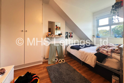 Thumbnail photo of 6 Bedroom Mid Terraced House in 18 Norwood Terrace, Leeds, LS6 1EA