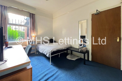 Thumbnail photo of 6 Bedroom Mid Terraced House in 18 Norwood Terrace, Leeds, LS6 1EA