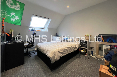 Thumbnail photo of 3 Bedroom Apartment in Flat 3, Headingley House, Ash Road, Leeds, LS6 3HD
