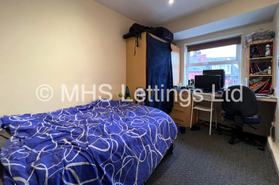 Thumbnail photo of 3 Bedroom Apartment in Flat 5, Welton Road, Leeds, LS6 1EE