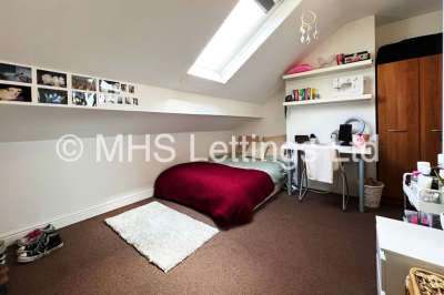 Thumbnail photo of 4 Bedroom Mid Terraced House in 34 Hessle Mount, Leeds, Ls6 1EP