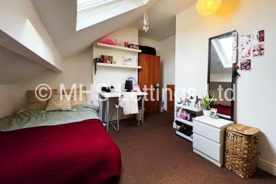 Thumbnail photo of 4 Bedroom Mid Terraced House in 34 Hessle Mount, Leeds, Ls6 1EP