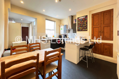 Thumbnail photo of 4 Bedroom Mid Terraced House in 34 Hessle Mount, Leeds, Ls6 1EP