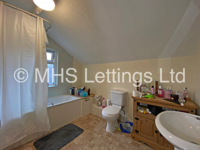 Thumbnail photo of 1 Bedroom Shared House in Room 7, 1 Richmond Mount, Leeds, LS6 1DG