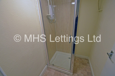 Thumbnail photo of 1 Bedroom Shared House in Room 7, 1 Richmond Mount, Leeds, LS6 1DG