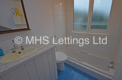 Thumbnail photo of 1 Bedroom Shared House in Room 3, 1 Richmond Mount, Leeds, LS6 1DG