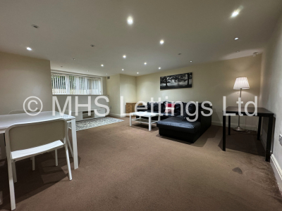 Thumbnail photo of 2 Bedroom Flat in Rear Flat, 144a Woodsley Road, Leeds, LS2 9LZ