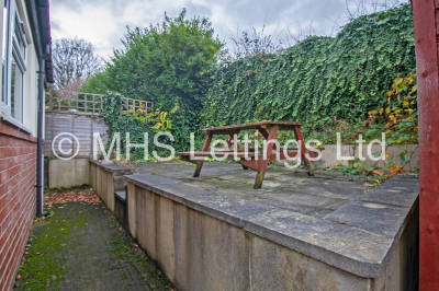 Thumbnail photo of 5 Bedroom Semi-Detached House in 8 Trenic Drive, Leeds, LS6 3DJ