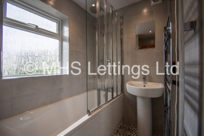 Thumbnail photo of 5 Bedroom Semi-Detached House in 8 Trenic Drive, Leeds, LS6 3DJ