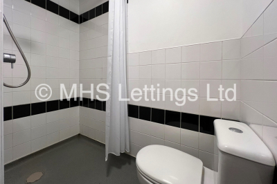 Thumbnail photo of 1 Bedroom Flat in Flat 3, 30 Hyde Park Terrace, Leeds, LS6 1BJ