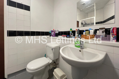 Thumbnail photo of 1 Bedroom Flat in Flat 1, 30 Hyde Park Terrace, Leeds, LS6 1BJ