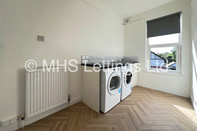 Thumbnail photo of 5 Bedroom Mid Terraced House in 33 Broomfield Crescent, Leeds, LS6 3DD