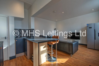 Thumbnail photo of 1 Bedroom Mid Terraced House in Room 1, 14 Royal Park Grove, Leeds, LS6 1HQ