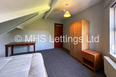 Thumbnail photo of 1 Bedroom Shared Flat in Room 3, 92a Queens Road, Leeds, LS6 1HU