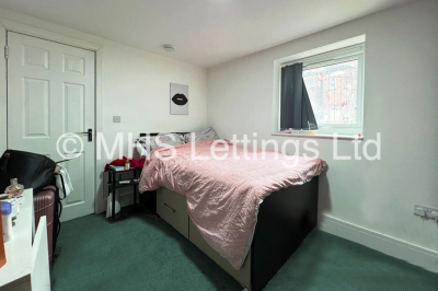 Thumbnail photo of 1 Bedroom Flat in Basement Flat, 2 Grosvenor Road, Leeds, LS6 2DZ