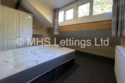 Thumbnail photo of 2 Bedroom Flat in Flat 3, 17 Regent Park Terrace, Leeds, LS6 2AX