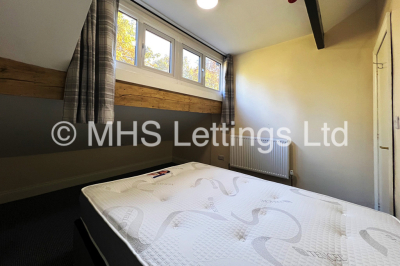 Thumbnail photo of 2 Bedroom Flat in Flat 3, 17 Regent Park Terrace, Leeds, LS6 2AX