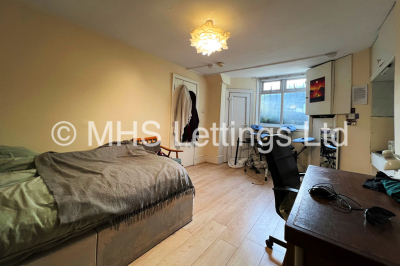 Thumbnail photo of 6 Bedroom Mid Terraced House in 15 Ebor Place, Leeds, LS6 1NR