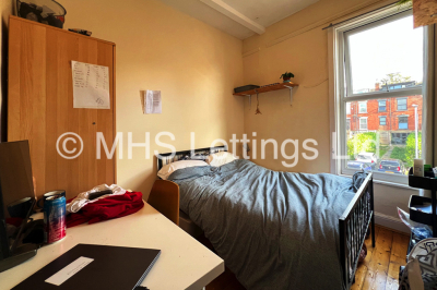 Thumbnail photo of 6 Bedroom Mid Terraced House in 15 Ebor Place, Leeds, LS6 1NR