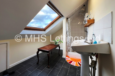 Thumbnail photo of 6 Bedroom Mid Terraced House in 15 Ebor Place, Leeds, LS6 1NR