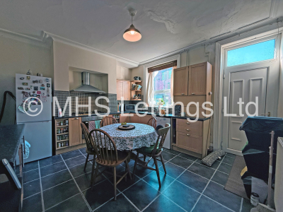 Thumbnail photo of 3 Bedroom Mid Terraced House in 7 Cross Chapel Street, Leeds, LS6 3JE