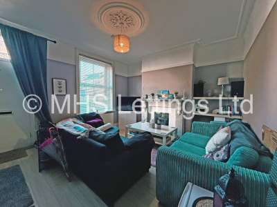 Thumbnail photo of 3 Bedroom Mid Terraced House in 7 Cross Chapel Street, Leeds, LS6 3JE