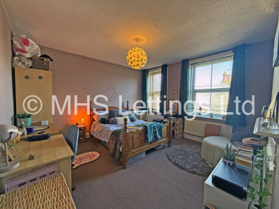 Thumbnail photo of 3 Bedroom Mid Terraced House in 7 Cross Chapel Street, Leeds, LS6 3JE