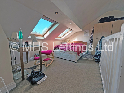 Thumbnail photo of 3 Bedroom Mid Terraced House in 7 Cross Chapel Street, Leeds, LS6 3JE