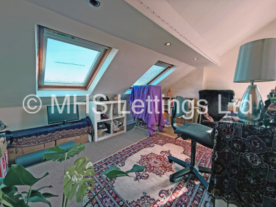 Thumbnail photo of 3 Bedroom Mid Terraced House in 7 Cross Chapel Street, Leeds, LS6 3JE