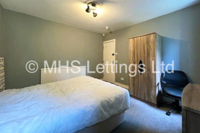 Thumbnail photo of 6 Bedroom Semi-Detached House in 26 Greyshiels Avenue, Leeds, LS6 3DR