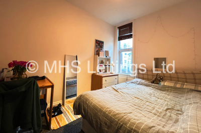 Thumbnail photo of 2 Bedroom Flat in Flat 3, 7 Midland Road, Leeds, LS6 1BQ