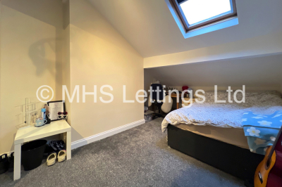 Thumbnail photo of 2 Bedroom Flat in Flat 4, 7 Midland Road, Leeds, LS6 1BQ