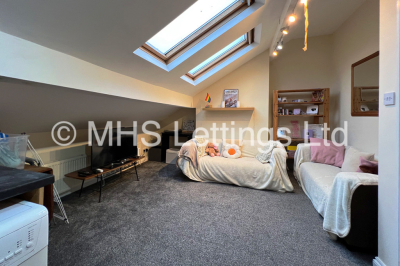 Flat 4, 7 Midland Road, Leeds, LS6 1BQ