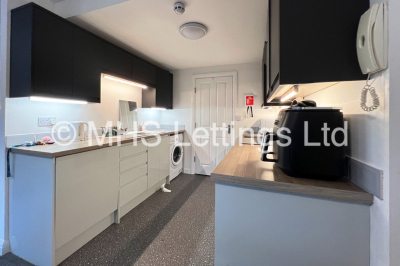 Thumbnail photo of 2 Bedroom Penthouse in Flat 3, 239 Hyde Park Road, Leeds, LS6 1AG