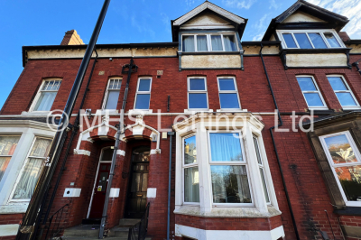 Thumbnail photo of 9 Bedroom Mid Terraced House in 20 Regent Park Avenue, Leeds, LS6 2AU