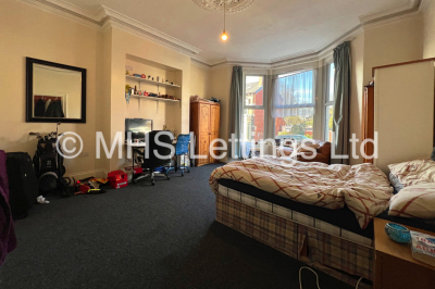 Thumbnail photo of 9 Bedroom Mid Terraced House in 20 Regent Park Avenue, Leeds, LS6 2AU