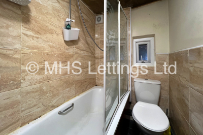 Thumbnail photo of 9 Bedroom Mid Terraced House in 20 Regent Park Avenue, Leeds, LS6 2AU