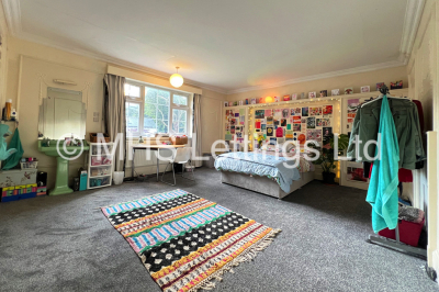 Thumbnail photo of 7 Bedroom Semi-Detached House in 9 North Hill Road, Leeds, LS6 2EN