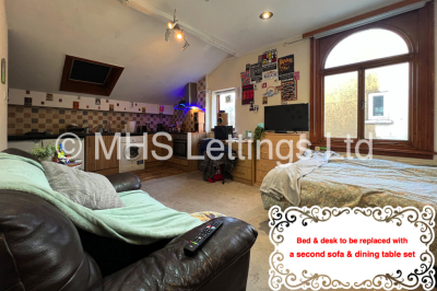 Thumbnail photo of 3 Bedroom Apartment in Flat 4, 2 St John's Terrace, Leeds, LS3 1DY