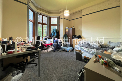 Thumbnail photo of 2 Bedroom Ground Floor Flat in Flat 1, 2 St John's Terrace, Leeds, LS3 1DY