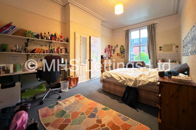 Thumbnail photo of 9 Bedroom Mid Terraced House in 197 Hyde Park Road, Leeds, LS6 1AH